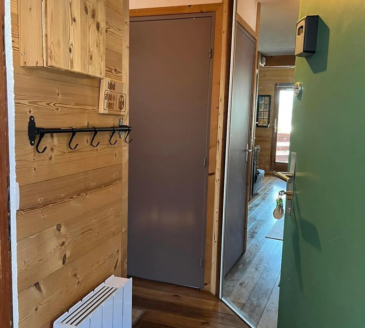 Ski Sun Apartment Alpe d'Huez 0*,  France